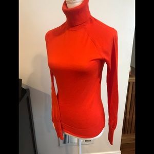 J. Crew red turtle neck 100% merino sweater in EUC